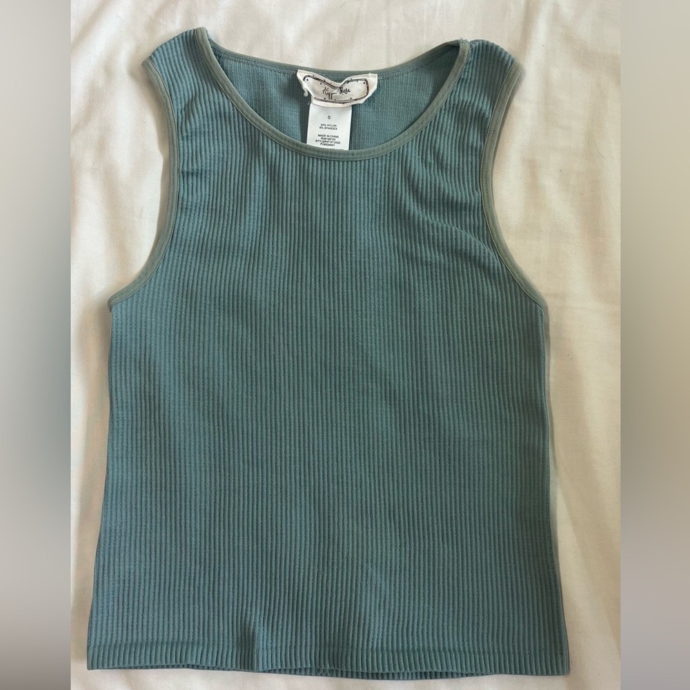 blue tank top size small